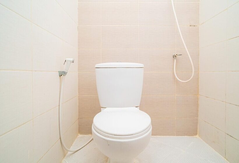 Номер Стандарт, Reddoorz Syariah Near Marvel City Mall 2