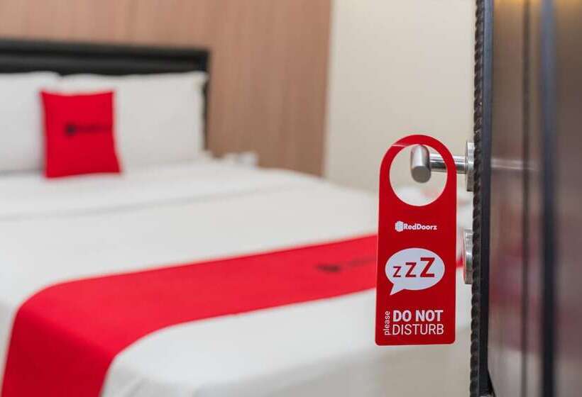 Номер Стандарт, Reddoorz Syariah Near Marvel City Mall 2