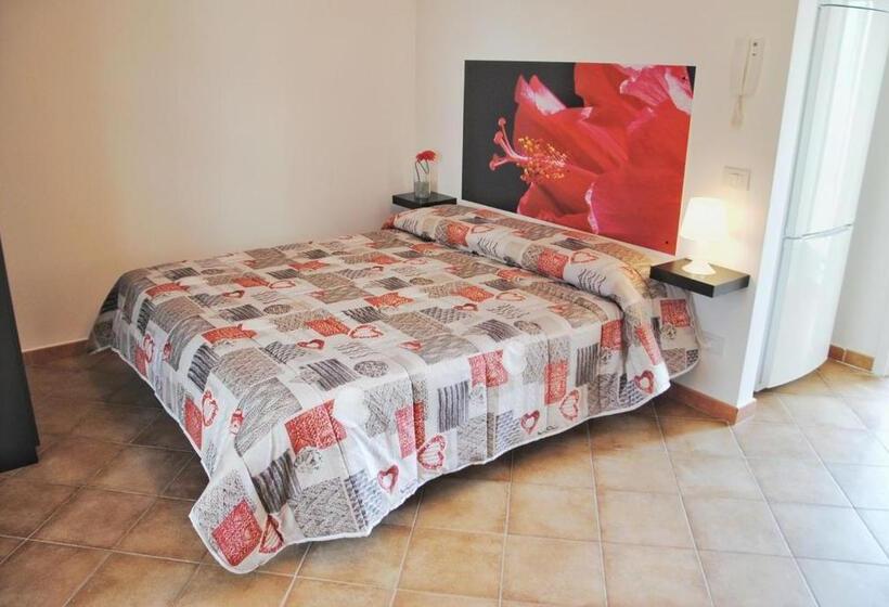 Студио Стандарт с Балконом, B&b Angelina