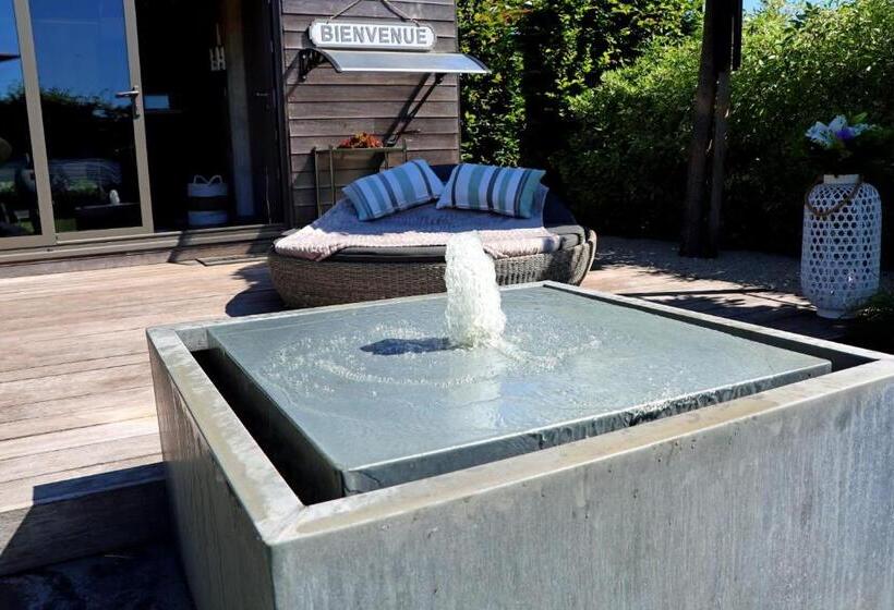 Номер Стандарт Внутренний, La Chambre Du Puits Avec 2 Jacuzzis , Sauna Et Hammam Privatif