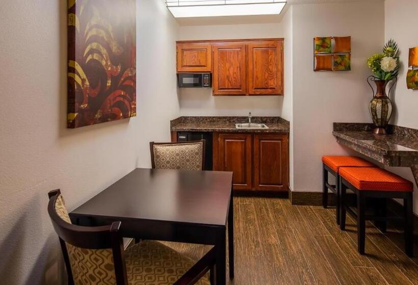 带大床的套房, Best Western Mesquite Inn