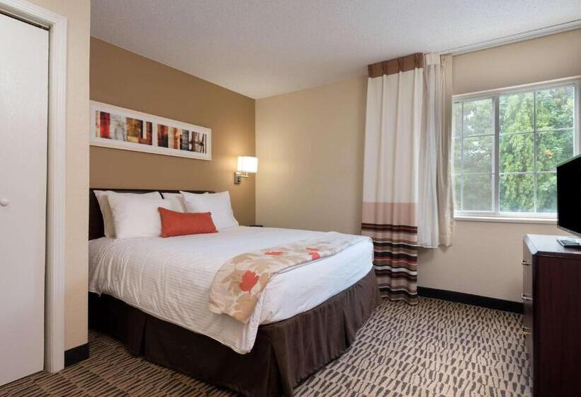 Люкс, Mainstay Suites Detroit Auburn Hills