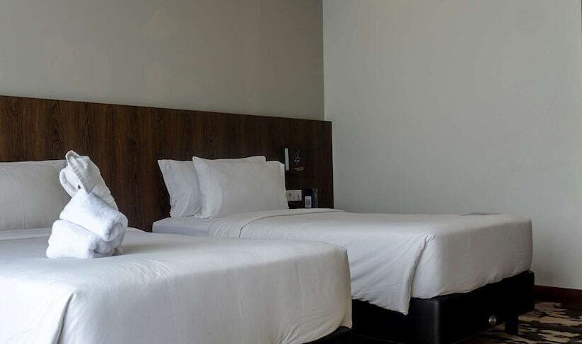 シティビューのスーペリアルーム, Golden Tulip Springhill Lampung