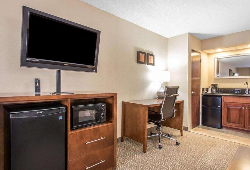 Люкс Кровать Кинг, Comfort Inn