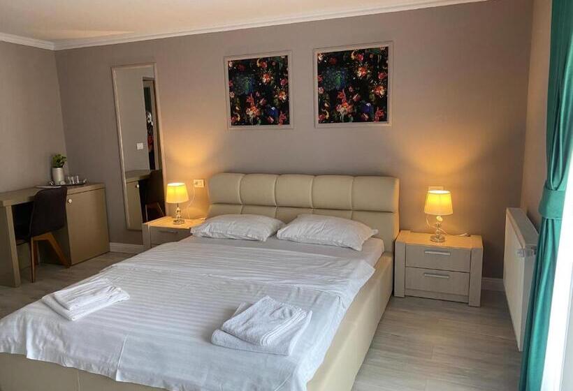Quarto Triplo Standart, Pensiunea Galileo
