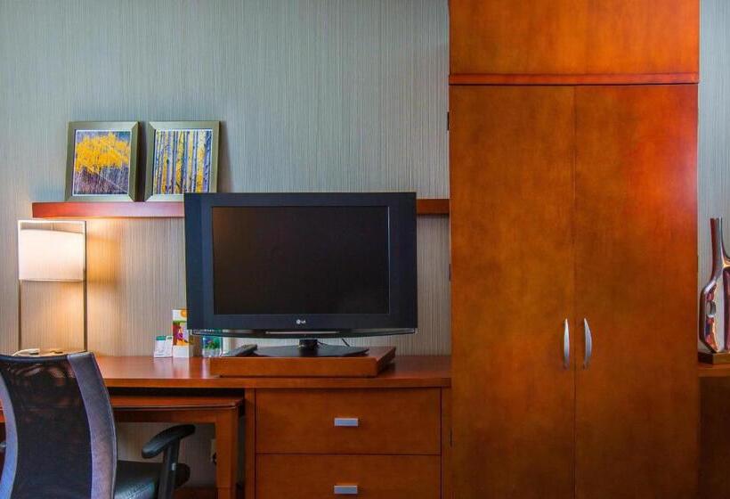 Номер Deluxe Адаптированный для Инвалидов, Courtyard By Marriott Portland Tigard