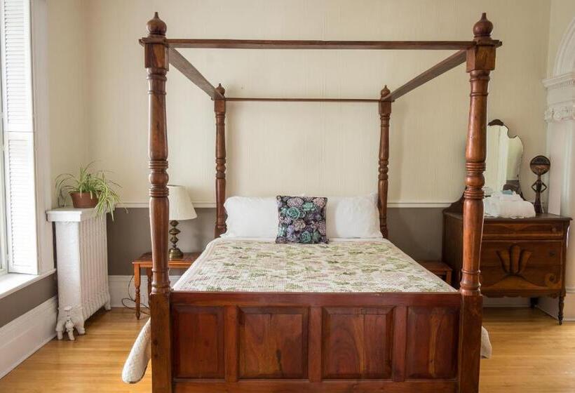 패밀리 룸, Auberge De La Visitation