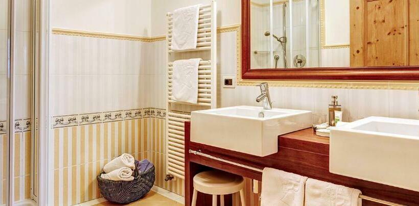 Family Suite, Hirzer 2781