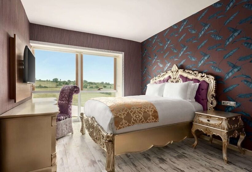 Люкс Премиум, Wyndham Cerkezkoy