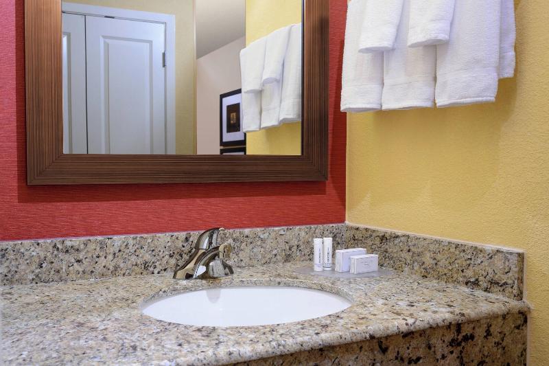 Стандартный Номер Кровать Кинг, Courtyard By Marriott Dallas Plano In Legacy Park