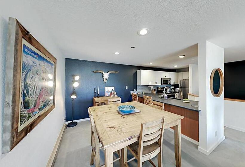 Апартаменты 2 Спальни, Crestview Place 307a