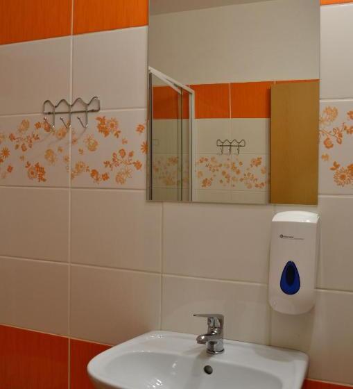 Четырехместный Номер Стандарт, Hostel Děčín Na Skřivánce