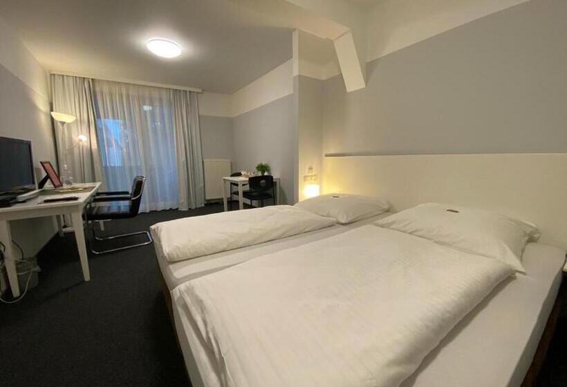 Апартаменты 1 Спальня с Балконом, U. + Apartments