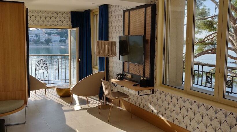 Номер Superior Вид на Море, Splendid Hôtel & Spa