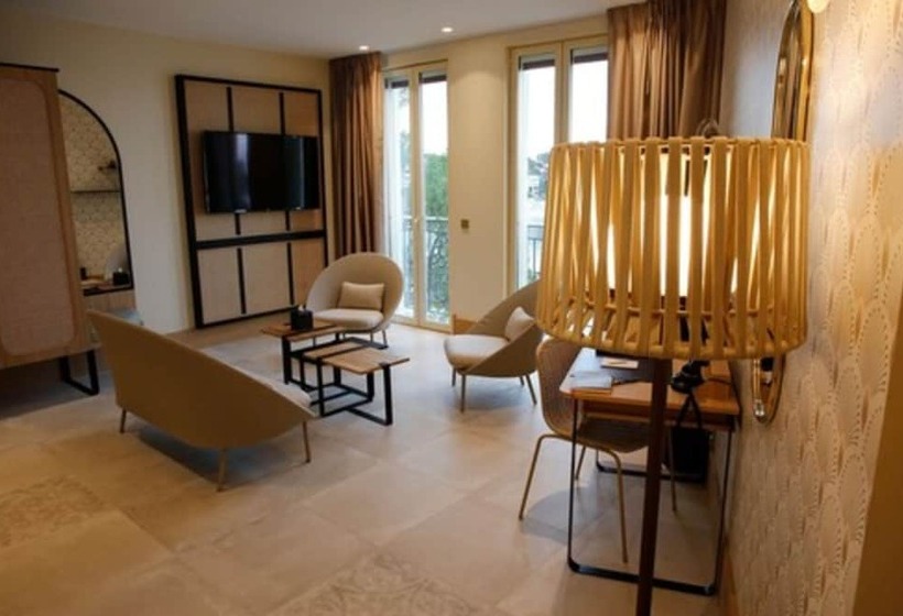 Люкс Семейный 2 Спальни, Splendid Hôtel & Spa