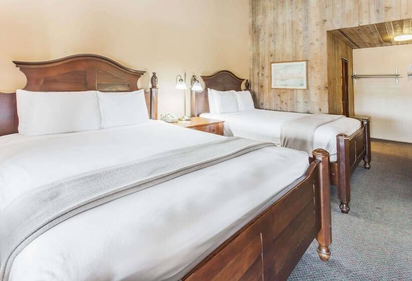 스탠다드 룸 더블 침대 2개, Days Inn By Wyndham West Allis/milwaukee