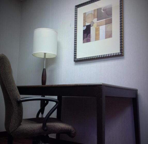 Стандартный Номер Кровать Кинг, Knights Inn Longview