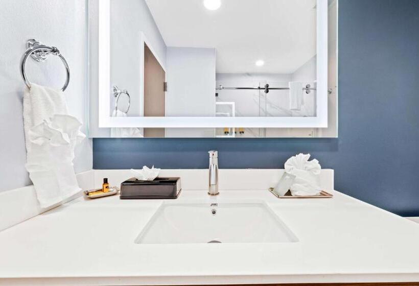 Стандартный Номер Кровать Кинг, Best Western Niantic   New London, Mystic Area