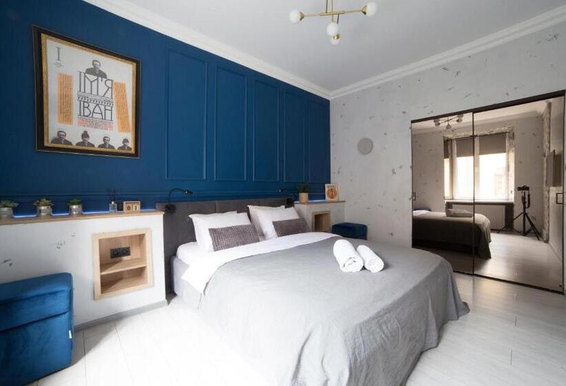 اتاق لوکس چهار تخته, Apart Hotel On Rynok Square