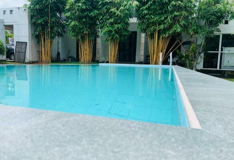 اتاق لوکس, Kithula Boutique