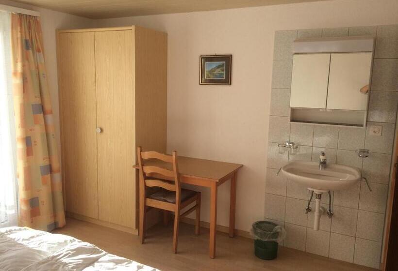 Familjerum Bergsutsikt, B&b Haus Granit Saas Grund