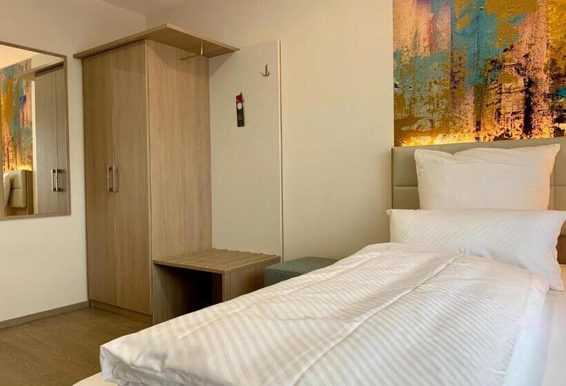 اتاق عادی یک تخته, Thermalhotel Kemper