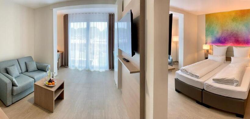 סוויטה דלוקס, Thermalhotel Kemper