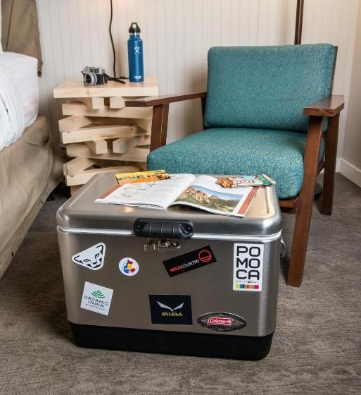 Номер Стандарт, Basecamp Boulder