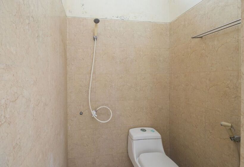 Номер Стандарт Индивидуальный, Koolkost Near Hartono Mall Yogyakarta