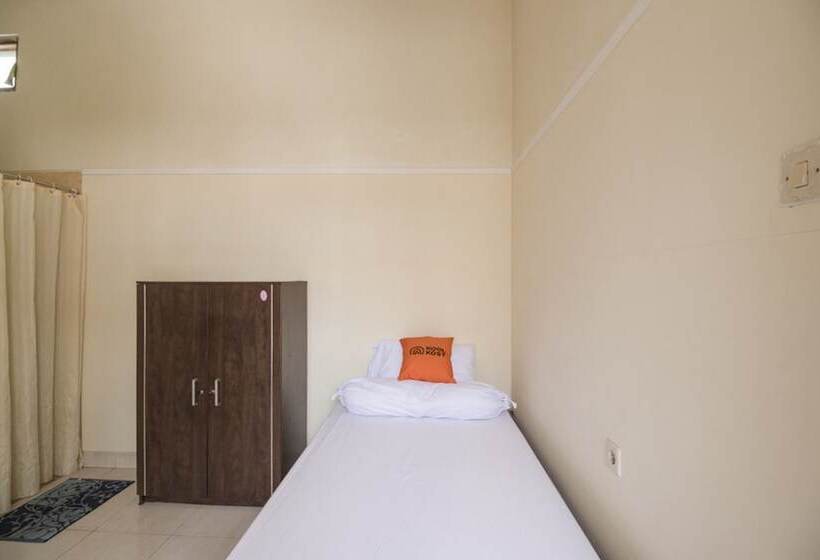 Номер Стандарт Индивидуальный, Koolkost Near Hartono Mall Yogyakarta