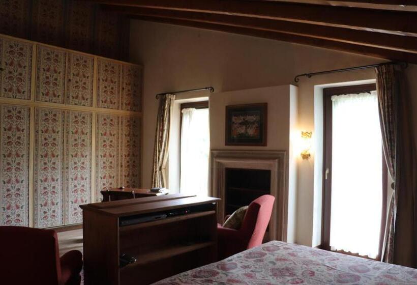 Полулюкс Одноместный с Террасой, Casale La Meridiana