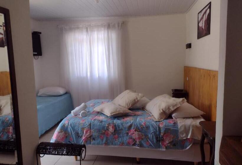 スタンダードトリプルルーム, Pousada E Restaurante Dona Siroba