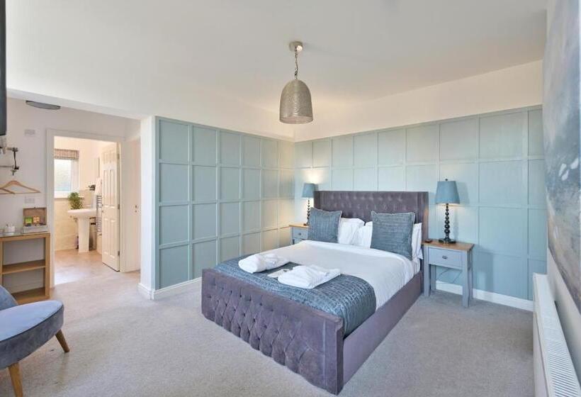 اتاق استاندارد, Rooms At The Dressers Arms
