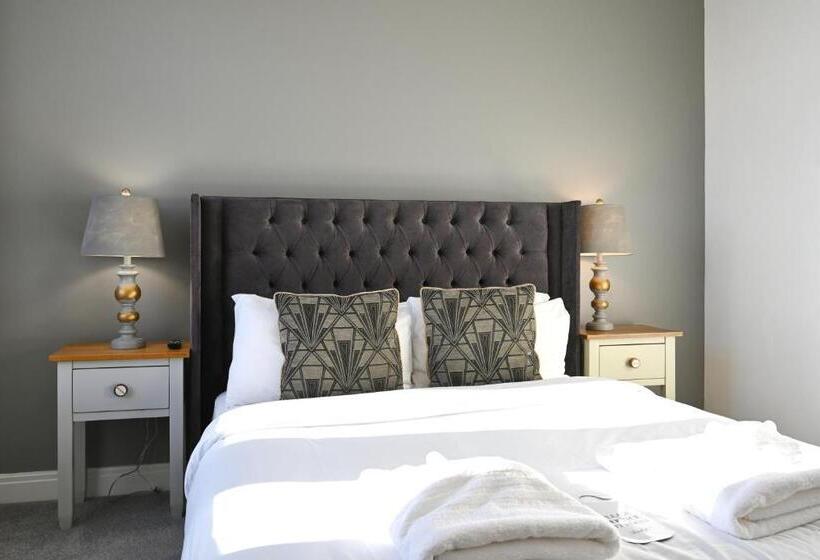 Номер Стандарт, Rooms At The Dressers Arms