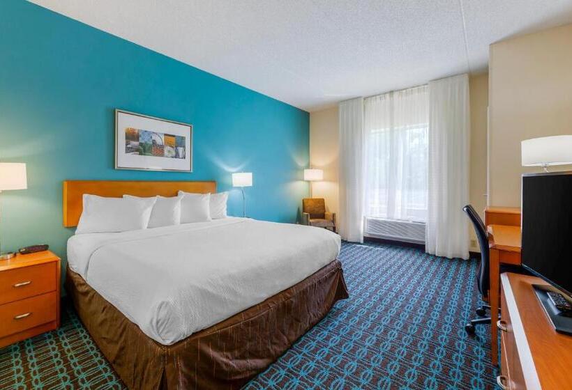 Номер Стандарт Кровать Кинг Адаптированный для Инвалидов, Quality Inn & Suites Sandusky