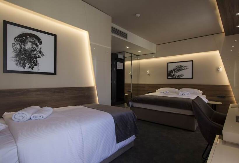 اتاق لوکس سه تخته, Garni Hotel Boutique 25h