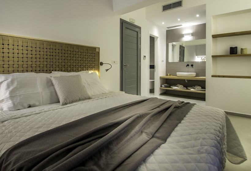 Люкс Кровать Квин, Oro Suites