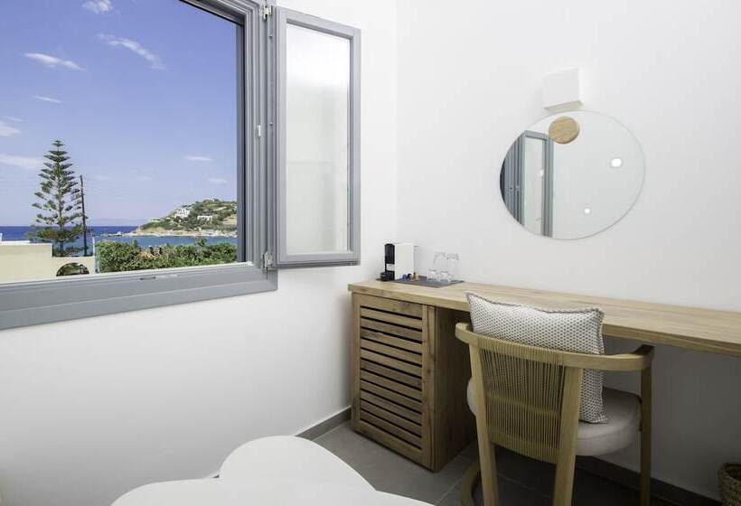 Люкс Кровать Квин, Oro Suites