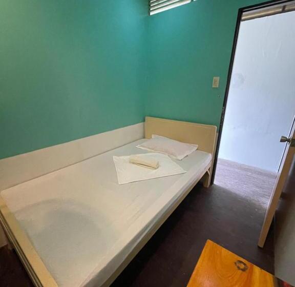 스탠다드 싱글 룸 공동욕실, Austrias Guest House