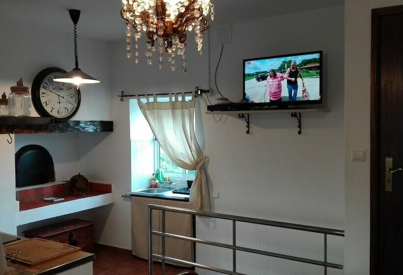 Дом 3 Спальни, Grannys Farm