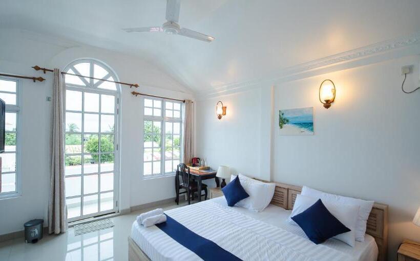 اتاق لوکس, Biosphere Inn