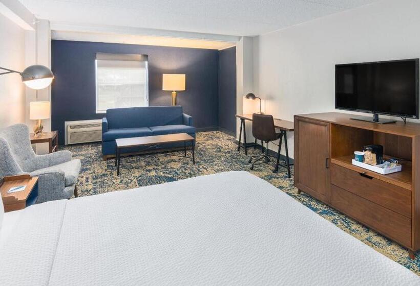 프리미엄 스튜디오, Four Points By Sheraton Eastham Cape Cod