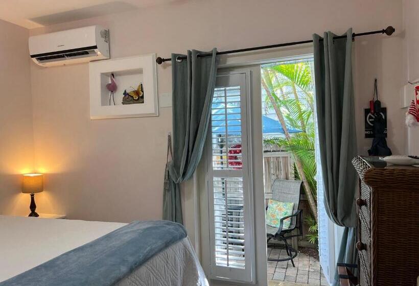 חדר סטנדרט, The Grand Guesthouse