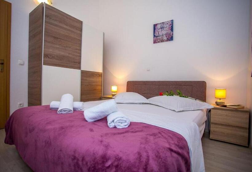 شقة غرفة واحدة, Apartments Marija