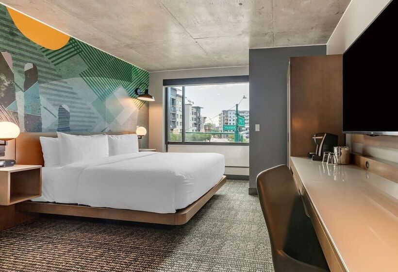 장애인을 위한 스위트, Cambria Downtown Phoenix Convention & Airport