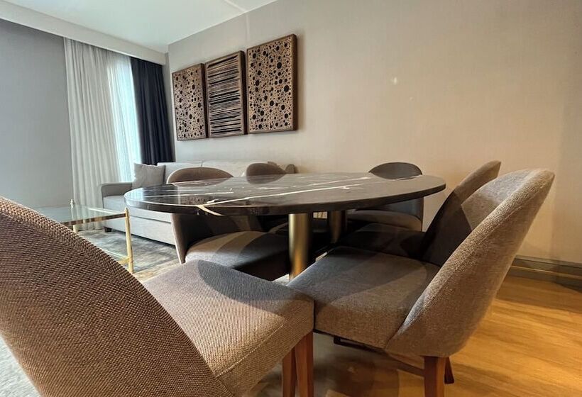 スイート（家族用）, Kings Cross Hotel Istanbul