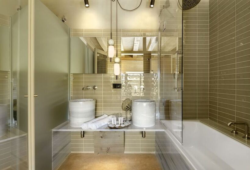 Семейный Номер, Torre Del Marqués Hotel Spa & Winery   Small Luxury Hotels