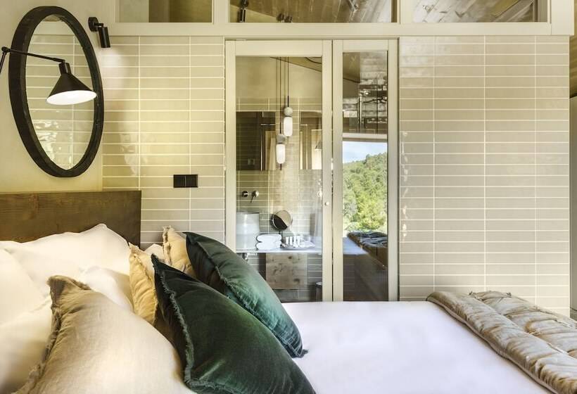 Семейный Номер, Torre Del Marqués Hotel Spa & Winery   Small Luxury Hotels