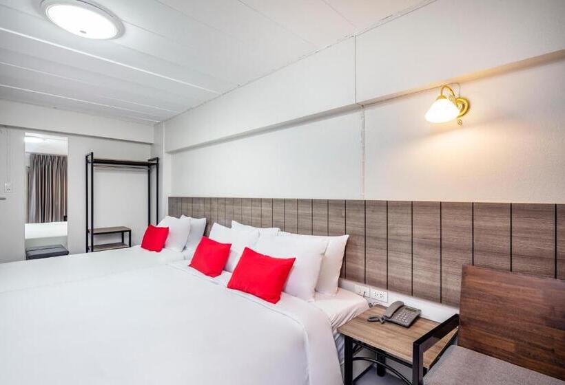 Семейный Номер, Livotel Express Hotel Ramkhamhaeng 50 Bangkok   No Parking