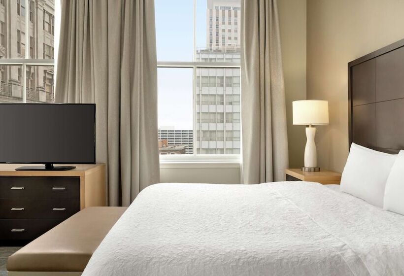 스탠다드 룸 킹사이즈 침대, Hampton Inn & Suites New Orleans Downtown